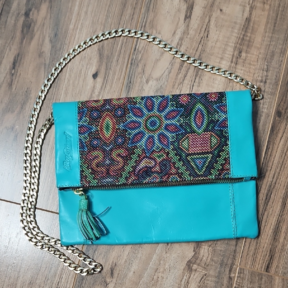 Ay Guey Women’s Vibrant Artistic Multicolor Clutch With Chain